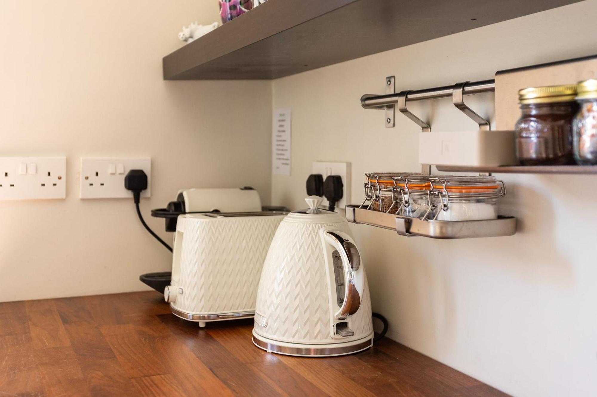 The Loft, Apple Lodge & Blossom Lodge Macroom Esterno foto